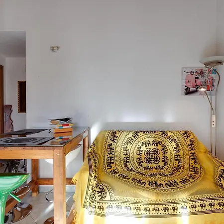 度假居 Samarighouse