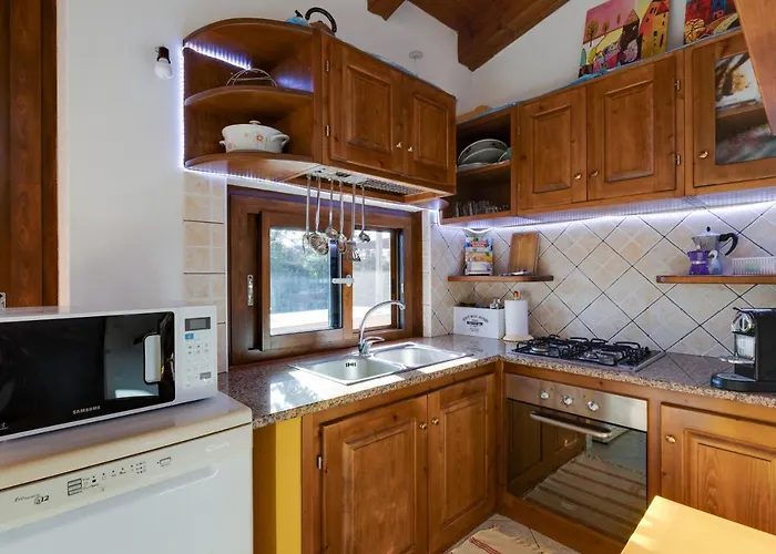 Nyaraló Samarighouse Putzu Idu